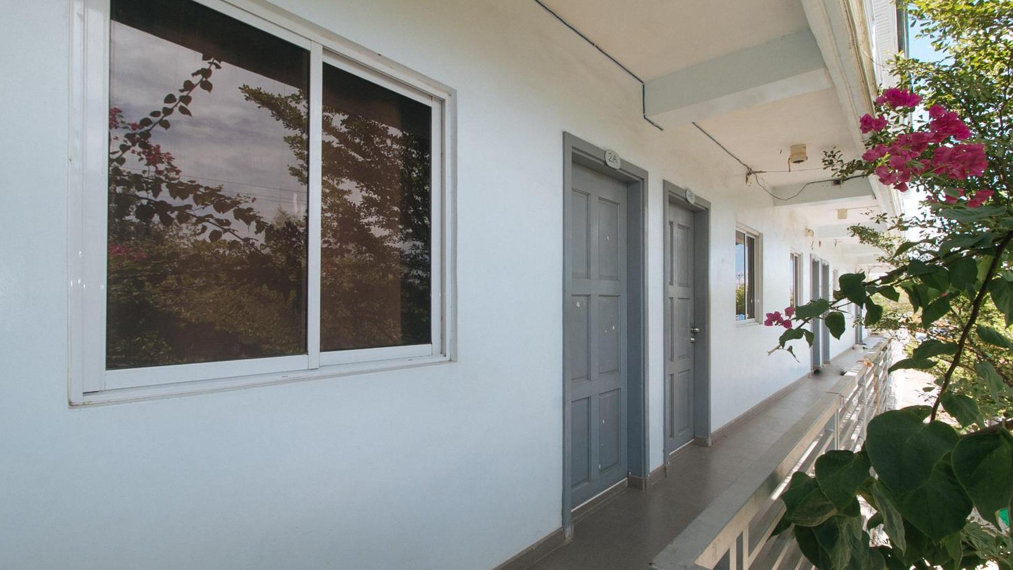 Reddoorz At Fat J Apartelle Mactan Cebu Ngoại thất bức ảnh