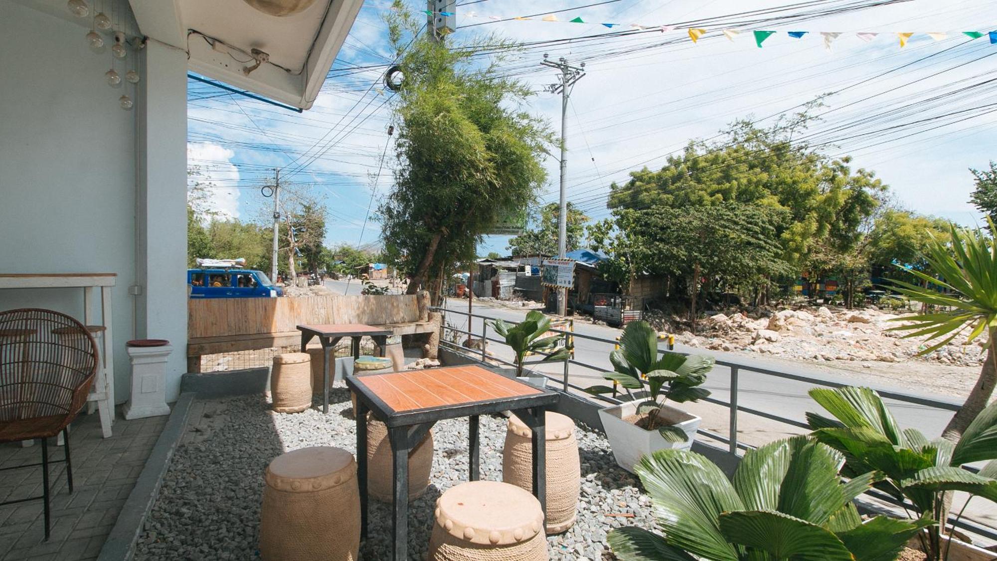 Reddoorz At Fat J Apartelle Mactan Cebu Ngoại thất bức ảnh