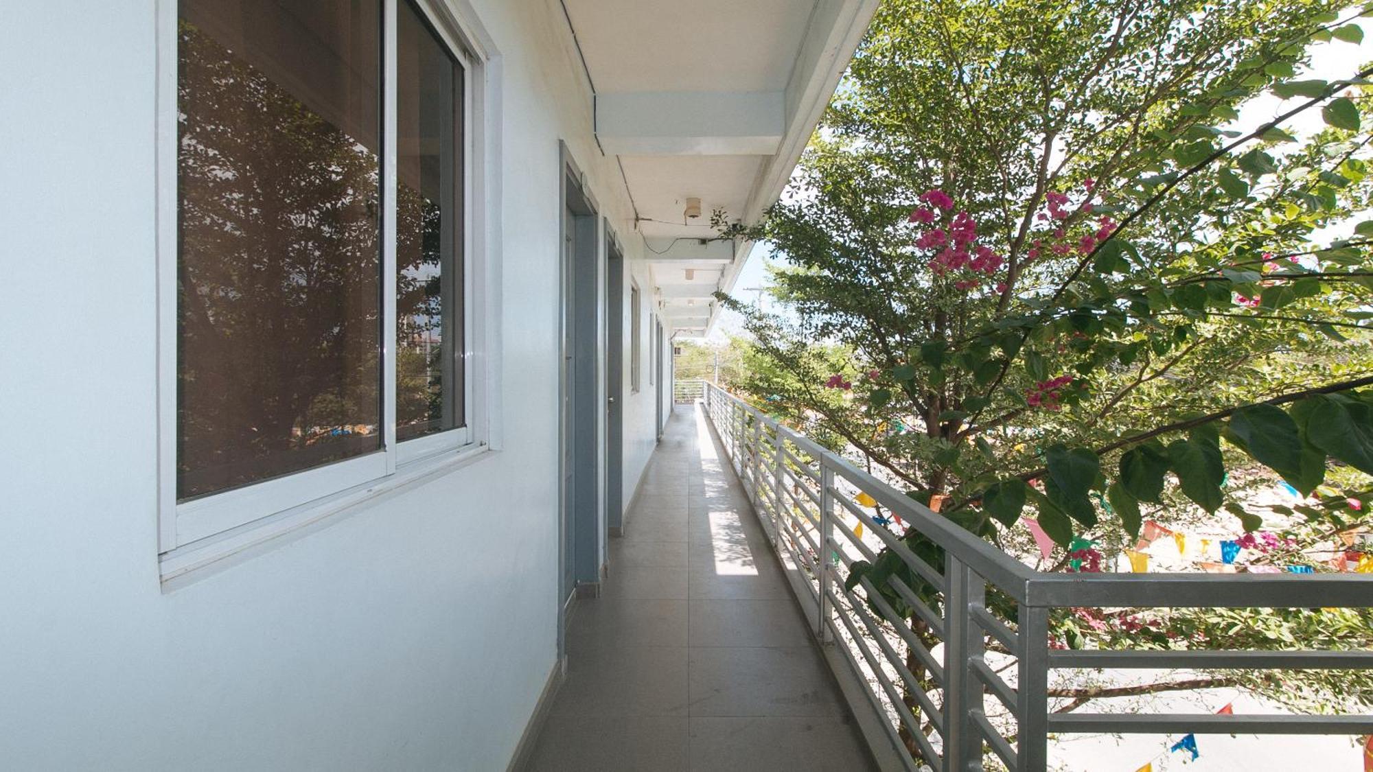 Reddoorz At Fat J Apartelle Mactan Cebu Ngoại thất bức ảnh