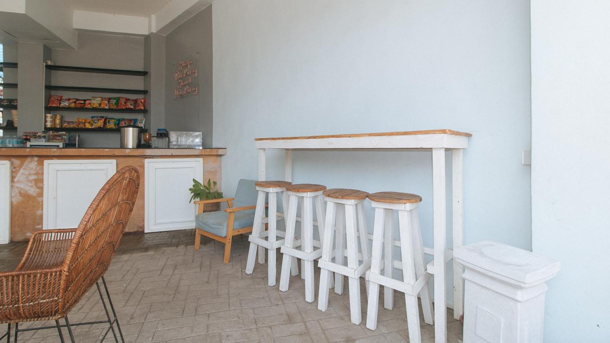 Reddoorz At Fat J Apartelle Mactan Cebu Ngoại thất bức ảnh